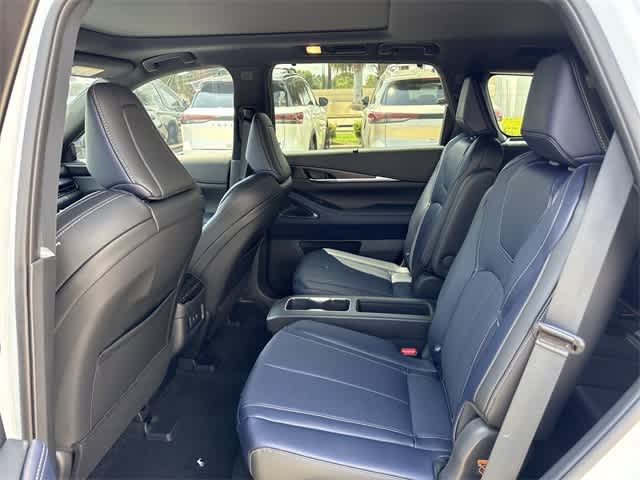 Thumbnail: 2026 INFINITI QX60 - 14