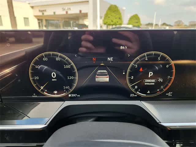 Thumbnail: 2026 INFINITI QX80 - 17