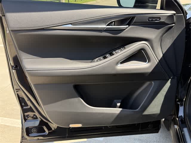 Thumbnail: 2026 INFINITI QX60 - 8