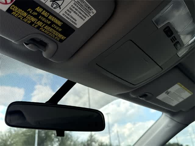 Thumbnail: 2016 Toyota Highlander - 25
