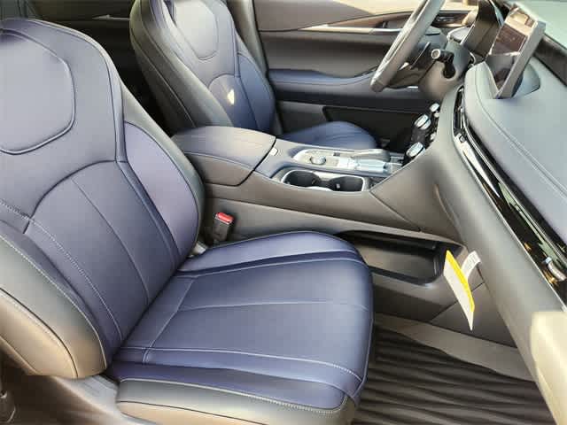 Thumbnail: 2026 INFINITI QX60 - 14