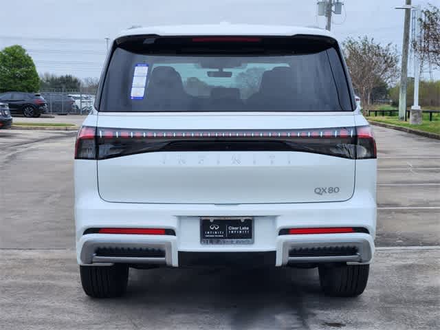 Thumbnail: 2026 INFINITI QX80 - 5