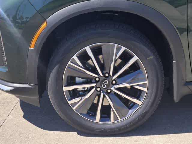 Thumbnail: 2026 INFINITI QX60 - 8