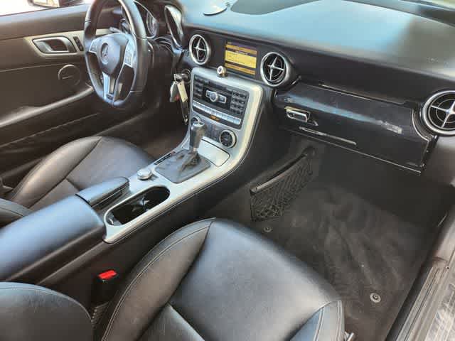 Thumbnail: 2012 Mercedes-Benz SLK - 13