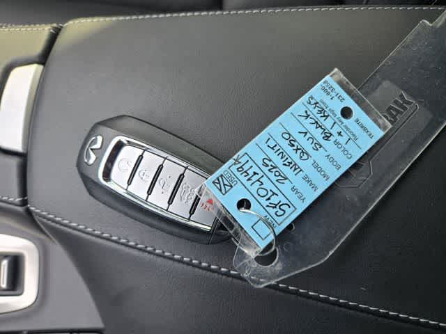 Thumbnail: 2025 INFINITI QX50 - 20