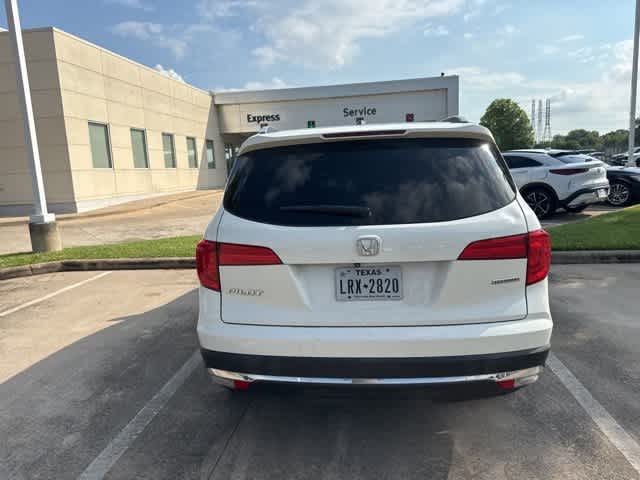Thumbnail: 2018 Honda Pilot - 3