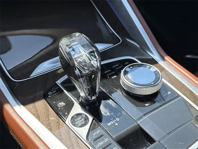 Thumbnail: 2022 BMW X6 - 22