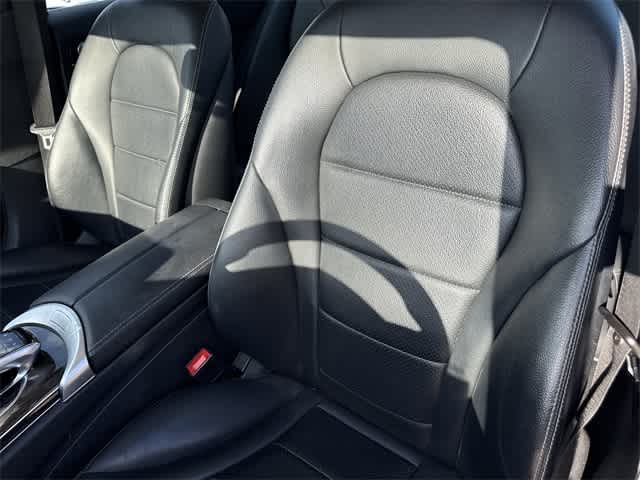 Thumbnail: 2015 Mercedes-Benz C-Class - 11