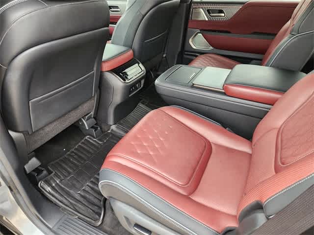 Thumbnail: 2025 INFINITI QX80 - 12