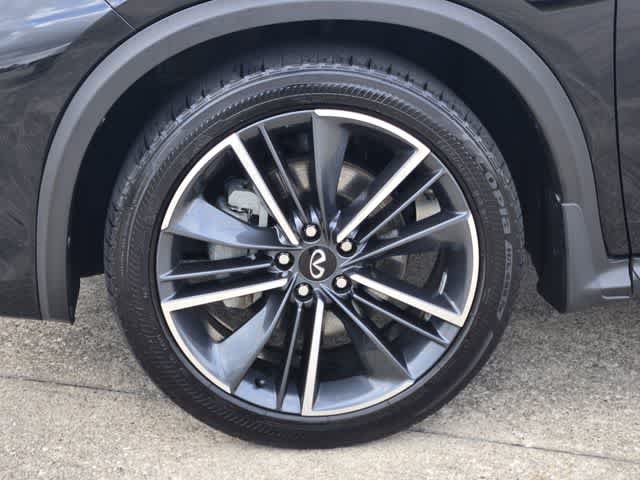 Thumbnail: 2025 INFINITI QX50 - 8