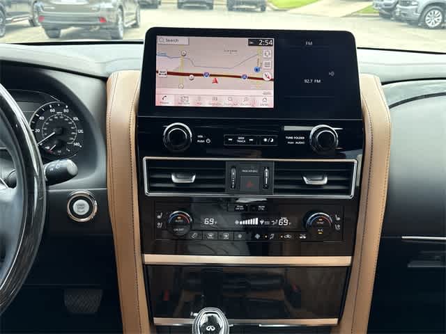 Thumbnail: 2024 INFINITI QX80 - 19