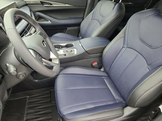 Thumbnail: 2027 INFINITI QX60 - 10