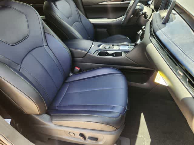 Thumbnail: 2026 INFINITI QX60 - 14