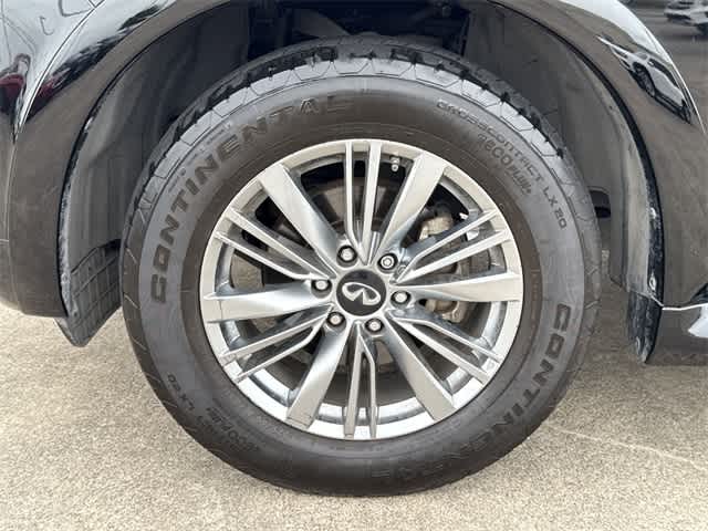 Thumbnail: 2021 INFINITI QX80 - 23