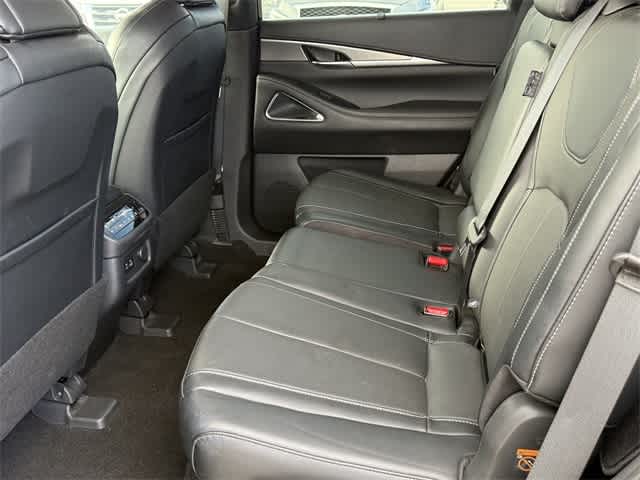 Thumbnail: 2023 INFINITI QX60 - 14