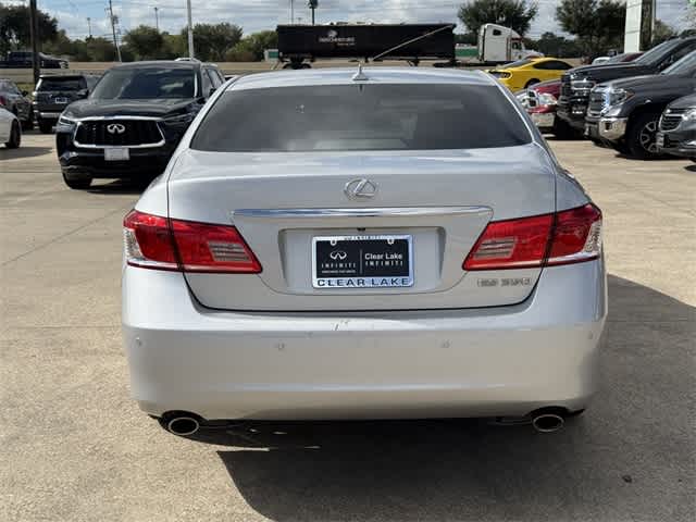 Thumbnail: 2011 Lexus ES - 4