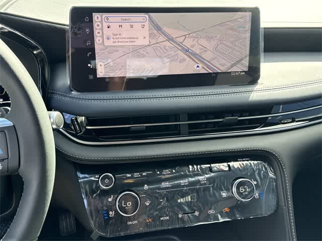 Thumbnail: 2026 INFINITI QX60 - 25