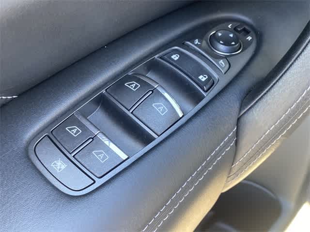 Thumbnail: 2018 INFINITI QX80 - 21