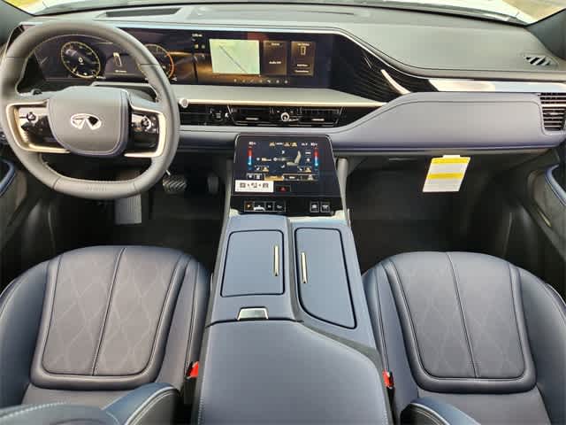 Thumbnail: 2026 INFINITI QX80 - 10