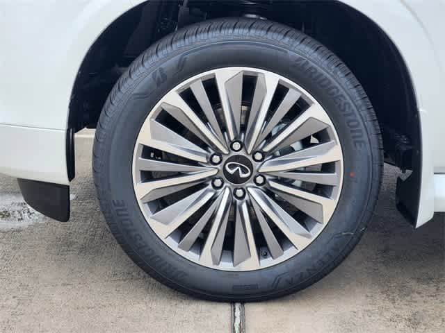 Thumbnail: 2026 INFINITI QX80 - 8