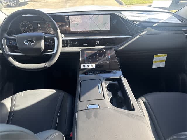 Thumbnail: 2026 INFINITI QX80 - 15