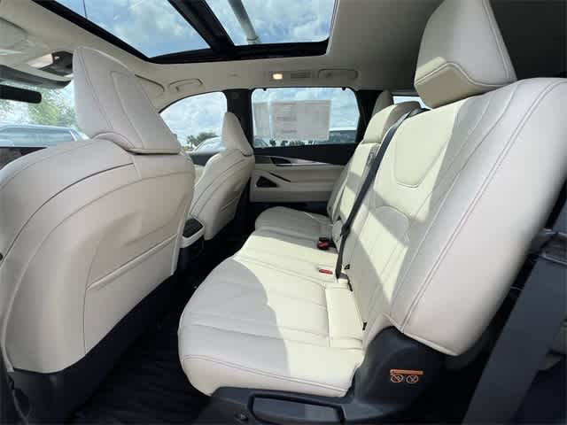 2025 INFINITI QX60 Luxe 22