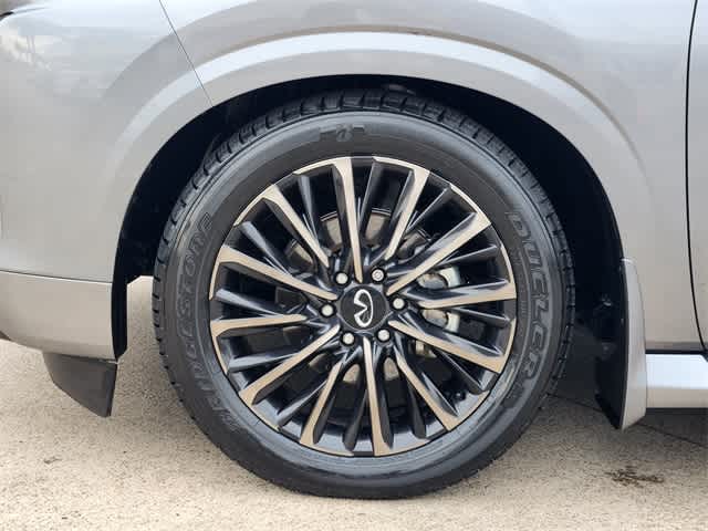 Thumbnail: 2025 INFINITI QX80 - 8