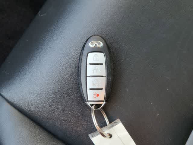 Thumbnail: 2014 INFINITI Q50 - 20