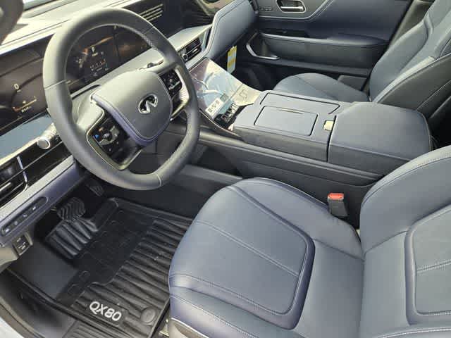 Thumbnail: 2026 INFINITI QX80 - 2