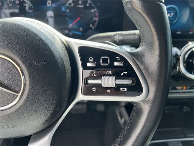 Thumbnail: 2020 Mercedes-Benz GLB - 17