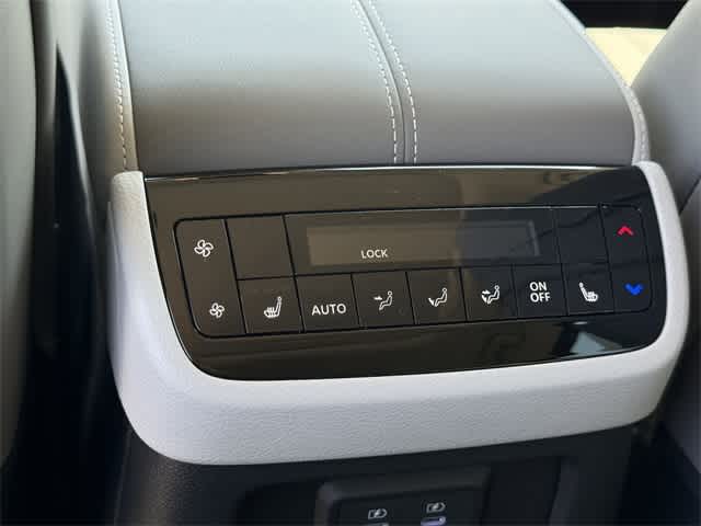 Thumbnail: 2026 INFINITI QX60 - 21