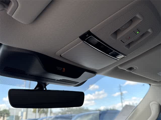 Thumbnail: 2026 INFINITI QX80 - 26