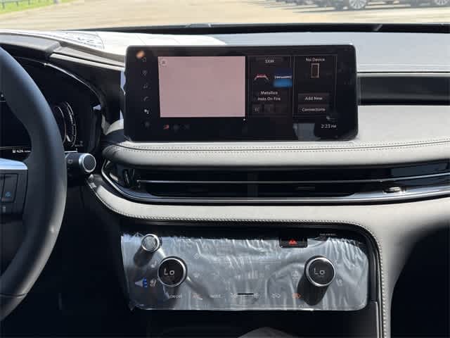 Thumbnail: 2026 INFINITI QX60 - 17