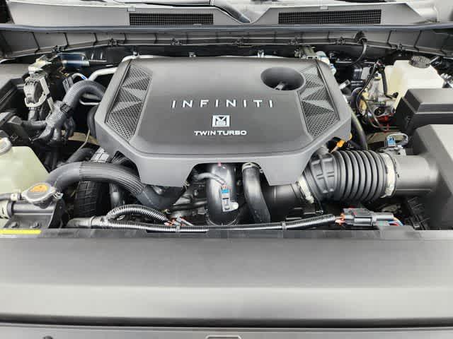 Thumbnail: 2026 INFINITI QX80 - 9