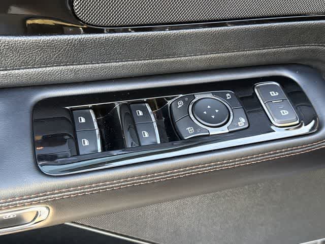 Thumbnail: 2023 Lincoln Aviator - 12