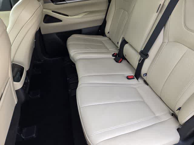 Thumbnail: 2023 INFINITI QX60 - 13