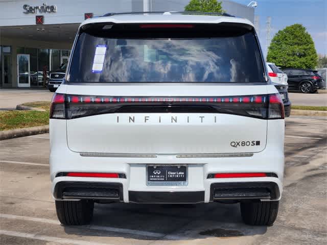 Thumbnail: 2026 INFINITI QX80 - 5