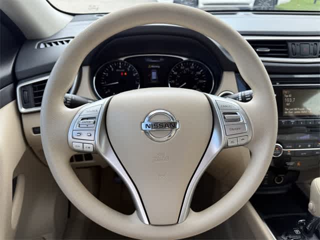 Thumbnail: 2014 Nissan Rogue - 17
