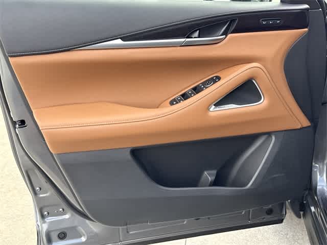 Thumbnail: 2026 INFINITI QX60 - 9