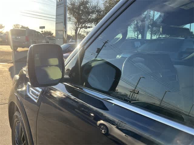 Thumbnail: 2022 INFINITI QX80 - 9