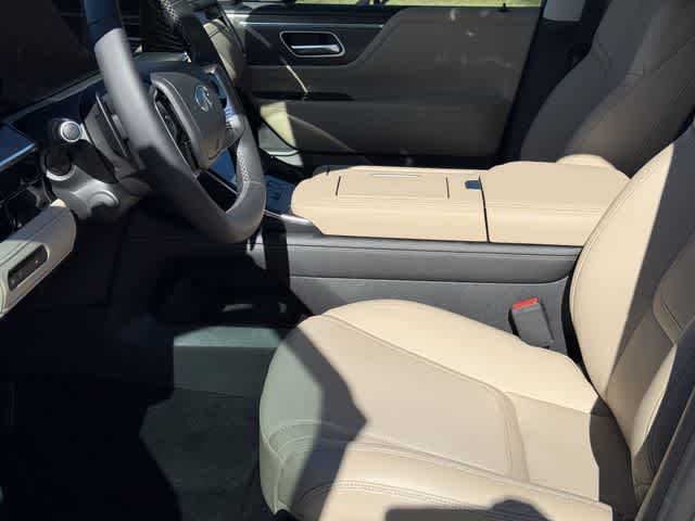 Thumbnail: 2026 INFINITI QX80 - 12