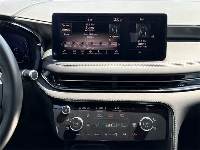 Thumbnail: 2025 INFINITI QX60 - 19