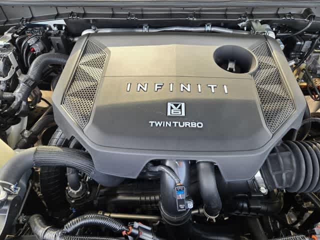 Thumbnail: 2026 INFINITI QX80 - 8