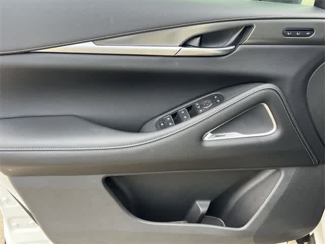 Thumbnail: 2025 INFINITI QX60 - 15