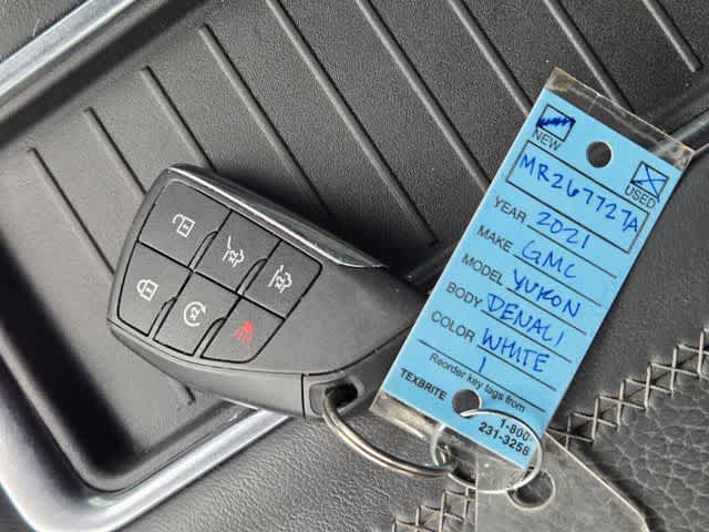 Thumbnail: 2021 GMC Yukon - 21