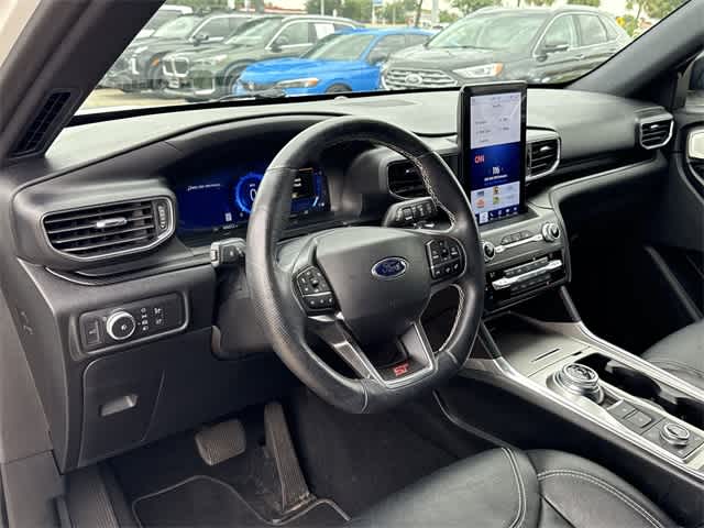 2020 Ford Explorer ST 9