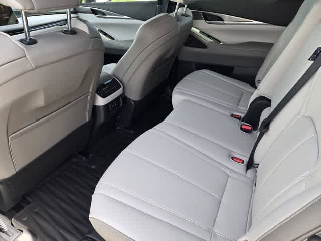 Thumbnail: 2026 INFINITI QX60 - 12