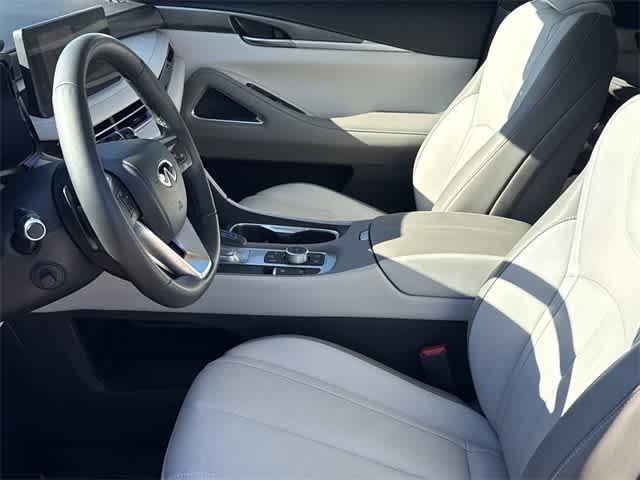 Thumbnail: 2026 INFINITI QX60 - 12