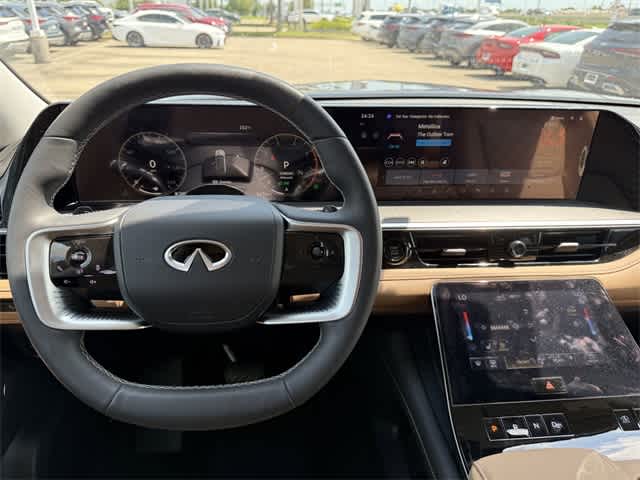 Thumbnail: 2025 INFINITI QX80 - 25
