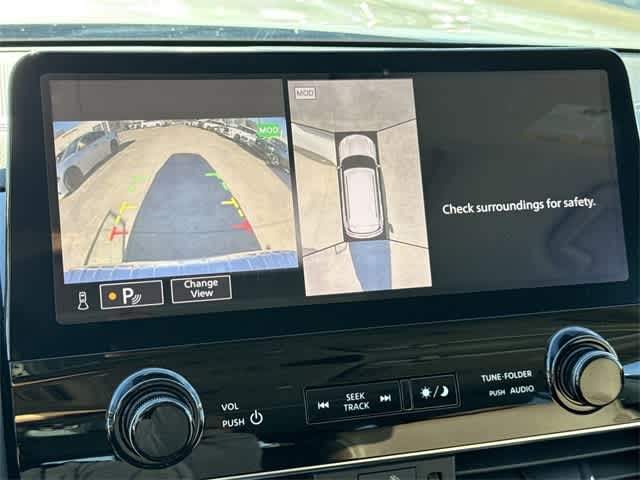 Thumbnail: 2024 INFINITI QX80 - 25